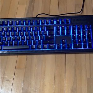 Steel series keyboard, mouse and mouse